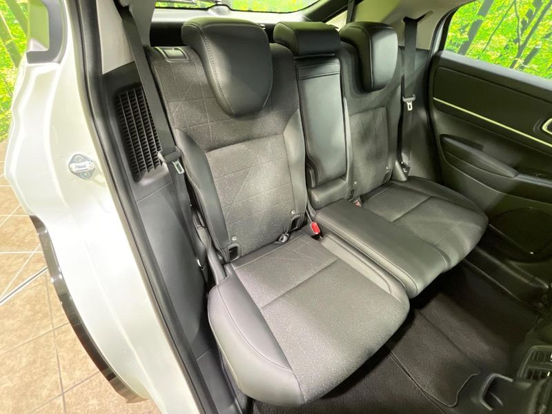 2025 Honda Vezel 6AA-RV5 (UW-6aa0d02a5eb88)[15]