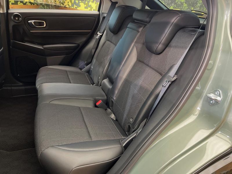 2024 Honda Vezel 6AA-RV6 (UW-6aa0d02d3311f)[26]