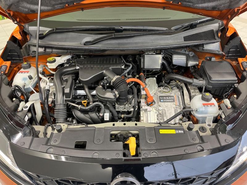 2021 Nissan Note 6AA-SNE13 (UW-6aa0d045a638e)[13]