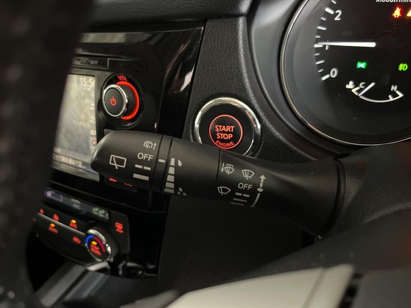 2016 Nissan X-Trail DBA-T32 (UW-6aa0d049e731c)[29]