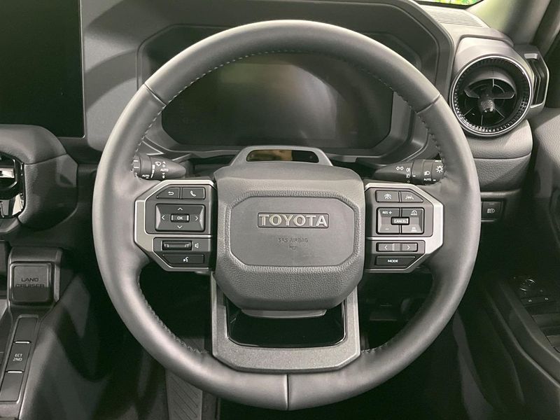 2025 Toyota Land Cruiser 250 3BA-TRJ250W (UW-6aa0d05edb6ae)[27]