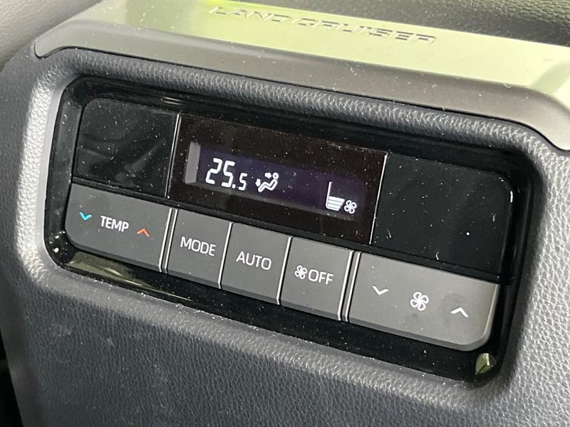 2026 Toyota Land Cruiser 250 3BA-TRJ250W (UW-6aa0d063c8803)[21]