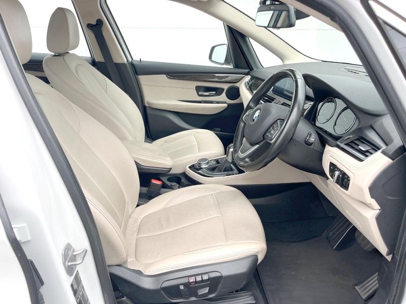 2019 BMW 2 Series LDA-2C20 (UW-6aa0d07f466f3)[27]