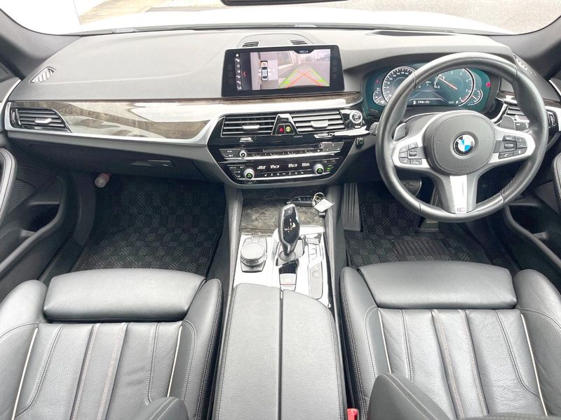 2017 BMW 5 Series LDA-JC20 (UW-6aa0d08087ef1)[23]
