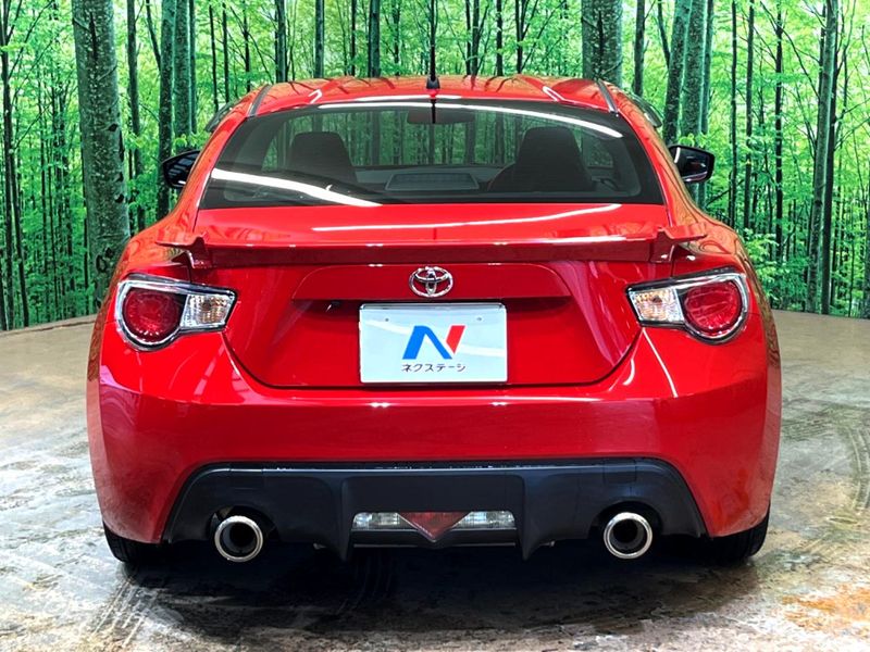 2012 Toyota 86 DBA-ZN6 (UW-6aa0d09e32a95)[26]