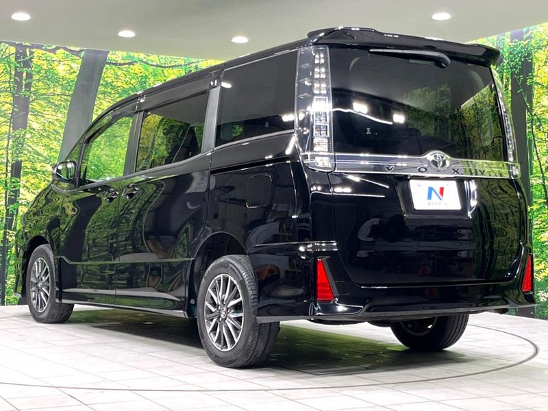 2014 Toyota Voxy DBA-ZRR85W (UW-6aa0d0b1f27e2)[27]