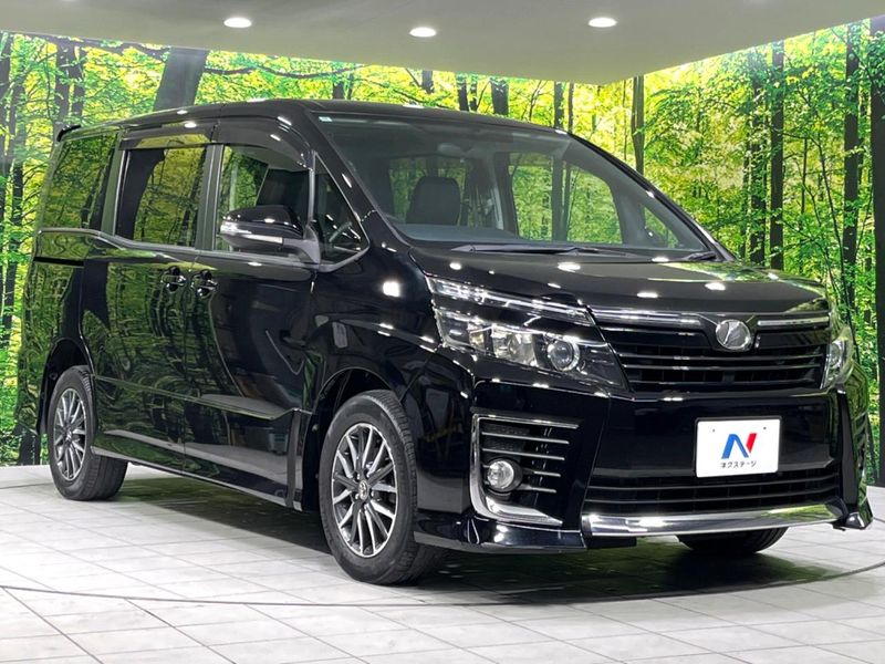 2014 Toyota Voxy DBA-ZRR85W (UW-6aa0d0b1f27e2)[24]