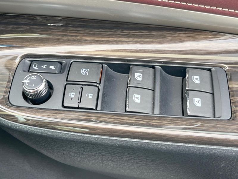2016 Toyota Harrier DBA-ZSU60W (UW-6aa0d0b7f3afd)[23]