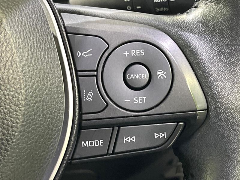 2021 Toyota Corolla Cross 6AA-ZVG15 (UW-6aa0d0c4a725f)[9]