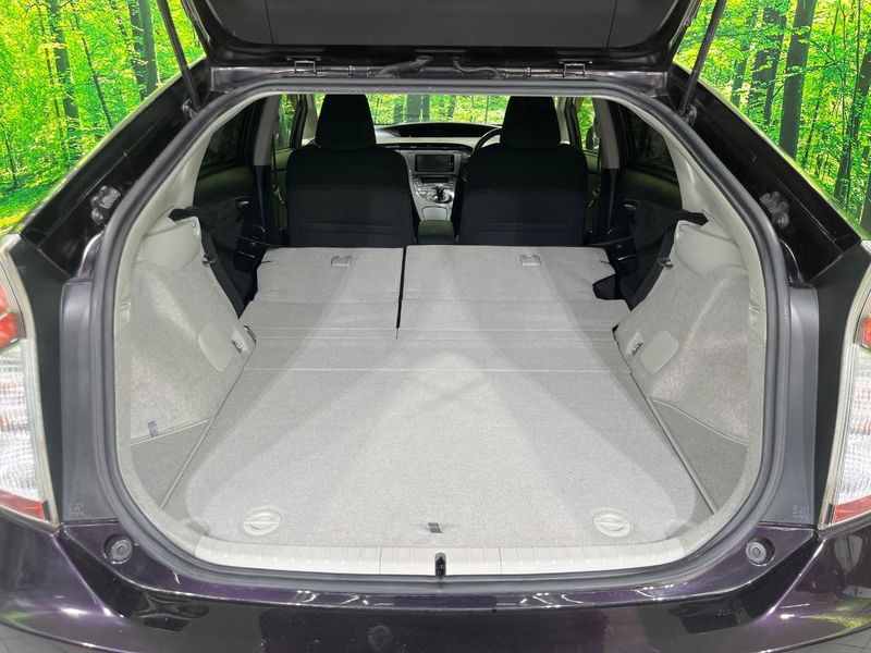 2013 Toyota Prius DAA-ZVW30 (UW-6aa0d0c9e1e12)[25]
