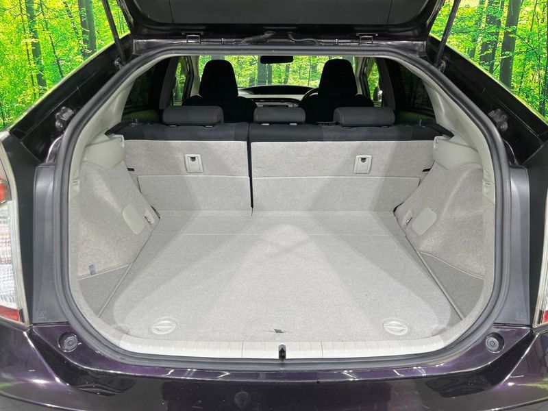 2013 Toyota Prius DAA-ZVW30 (UW-6aa0d0c9e1e12)[23]