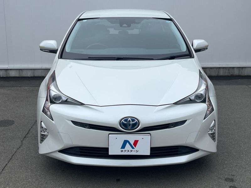 2016 Toyota Prius DAA-ZVW51 (UW-6aa0d0d1748f9)[12]