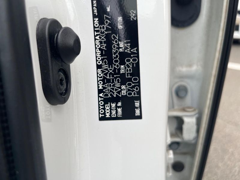 2016 Toyota Prius DAA-ZVW51 (UW-6aa0d0d1748f9)[1]