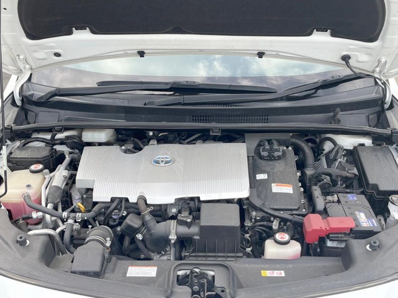 2017 Toyota Prius PHV DLA-ZVW52 (UW-6aa0d0d8d6764)[4]
