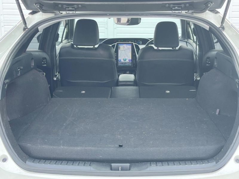 2017 Toyota Prius PHV DLA-ZVW52 (UW-6aa0d0d8d6764)[16]