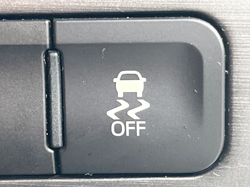 2017 Toyota Prius PHV DLA-ZVW52 (UW-6aa0d0d8d6764)[26]