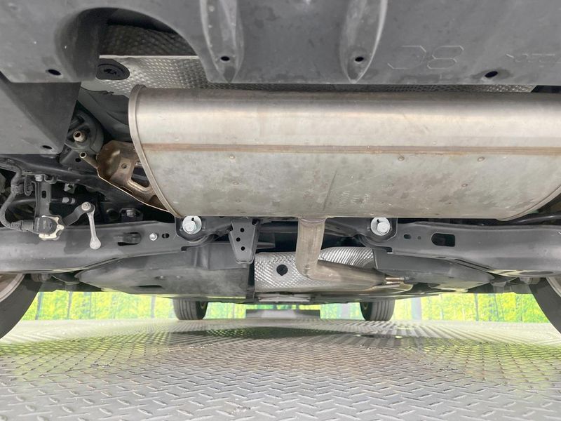 2022 Toyota Prius PHV 6LA-ZVW52 (UW-6aa0d0d98eec6)[28]