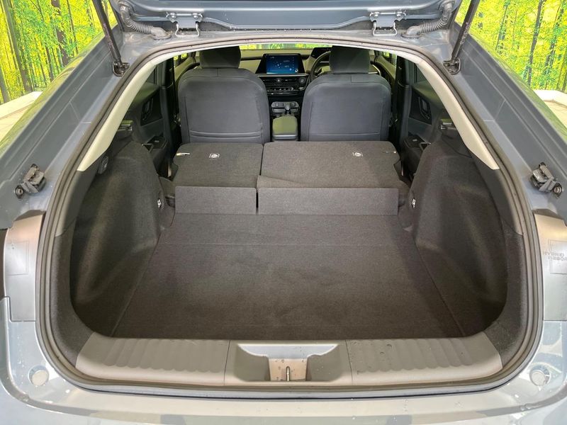 2023 Toyota Prius 6AA-ZVW60 (UW-6aa0d0dbe61bd)[21]