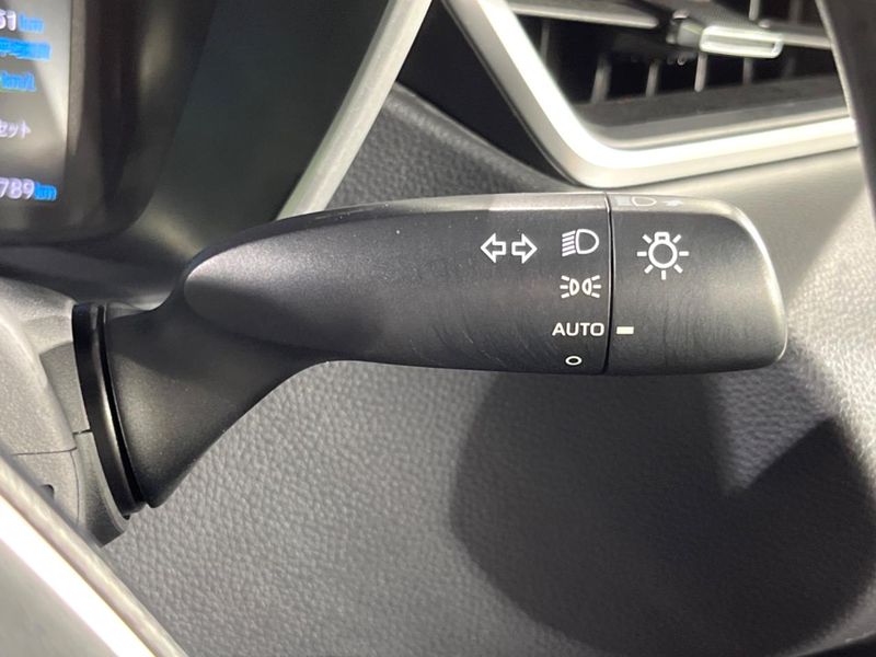 2019 Toyota Corolla Sport 6AA-ZWE211H (UW-6aa0d0de373eb)[14]