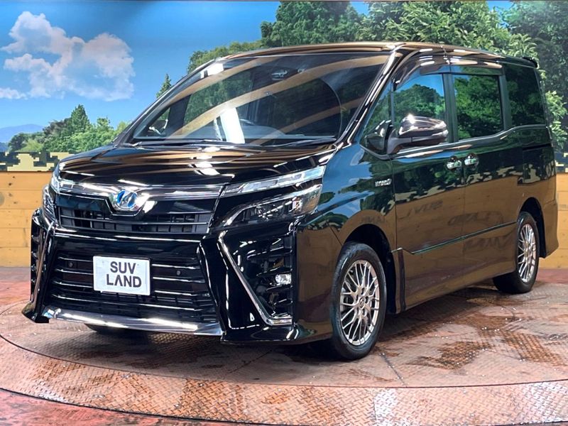 2019 Toyota Voxy DAA-ZWR80W (UW-6aa0d0e96b4d5)[17]
