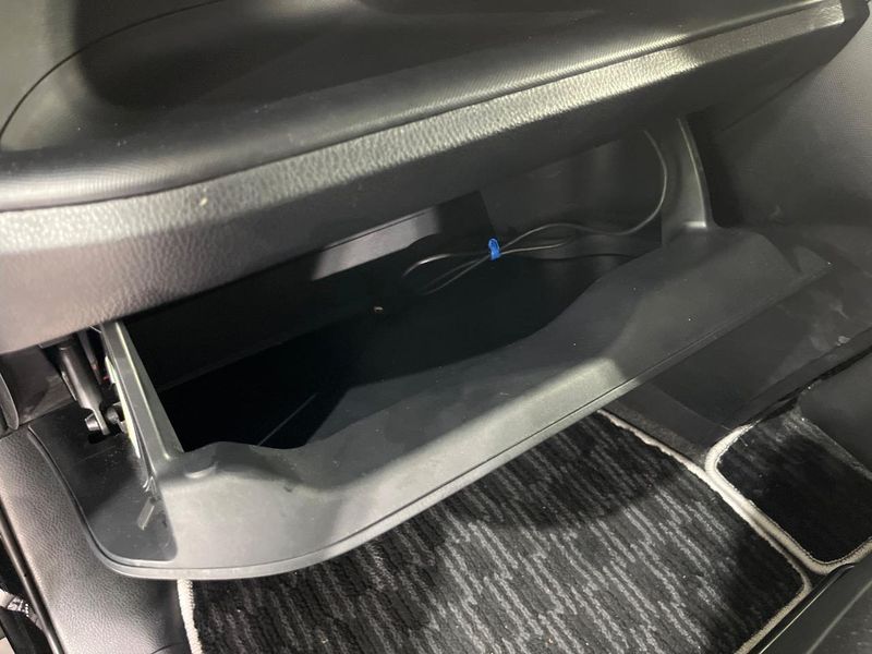 2021 Toyota Voxy 6AA-ZWR80W (UW-6aa0d0eba2466)[24]