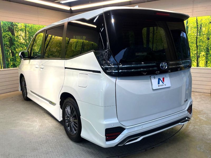 2025 Toyota Voxy 6AA-ZWR90W (UW-6aa0d0f68f9c8)[8]