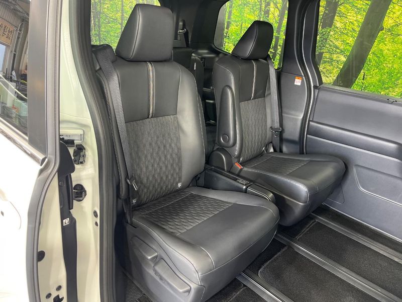 2025 Toyota Noah 6AA-ZWR95W (UW-6aa0d0fa2a21a)[21]