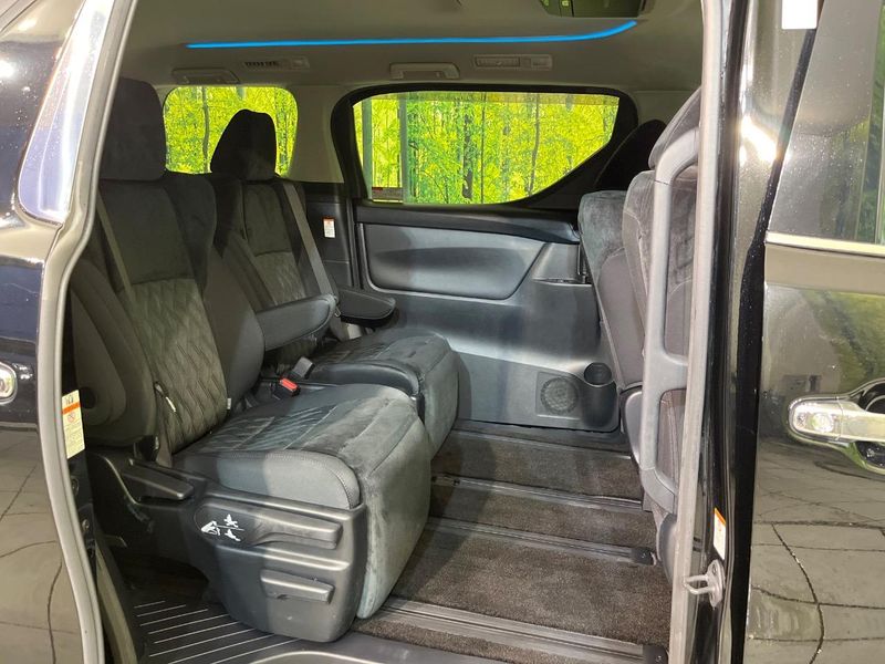 2019 Toyota Vellfire DBA-AGH30W (UW-6aa21e15433df)[23]