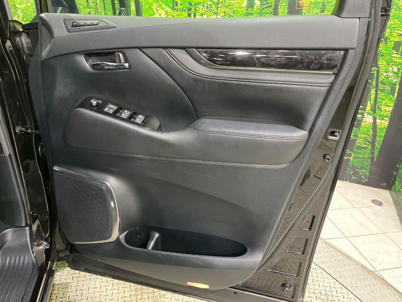 2019 Toyota Vellfire DBA-AGH30W (UW-6aa21e15ca5a4)[25]