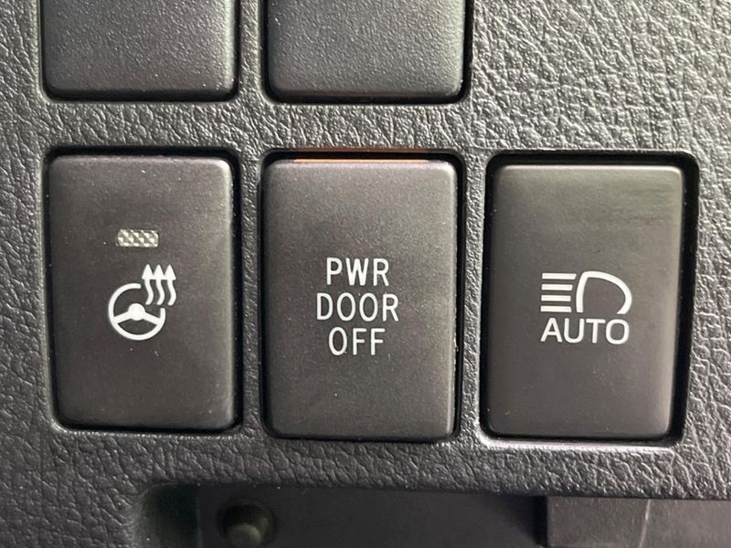 2019 Toyota Alphard DBA-AGH30W (UW-6aa21e1a139e1)[27]
