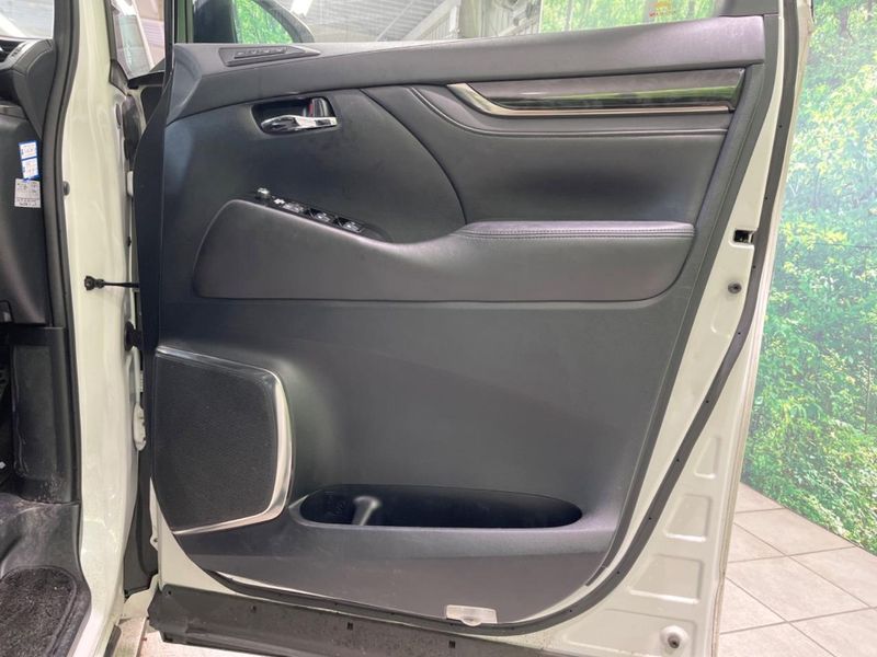 2019 Toyota Alphard DBA-AGH30W (UW-6aa21e1a139e1)[21]