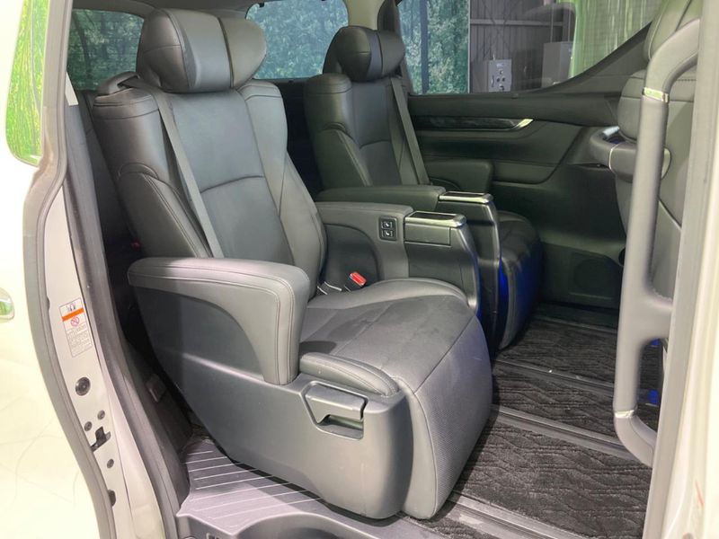 2019 Toyota Alphard DBA-AGH30W (UW-6aa21e1a139e1)[7]