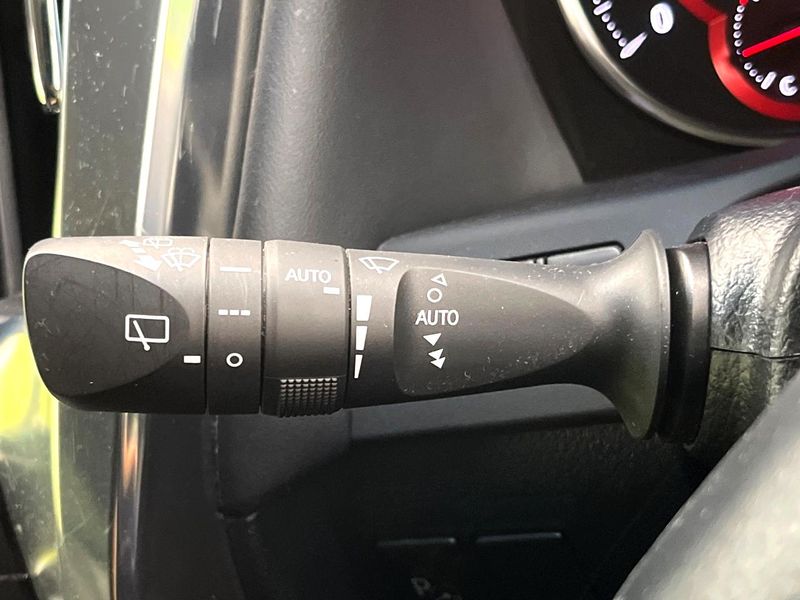 2020 Toyota Alphard 3BA-AGH30W (UW-6aa21e1c6d00d)[18]