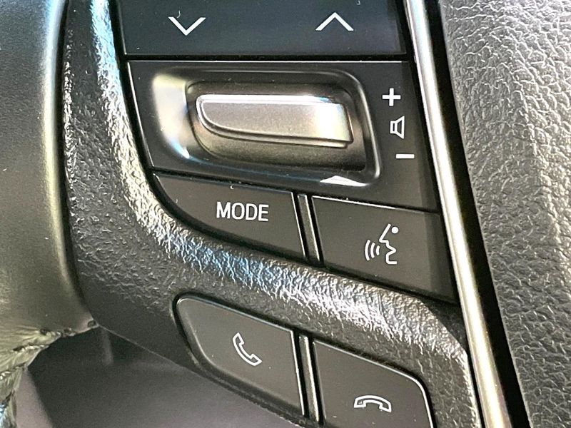 2020 Toyota Alphard 3BA-AGH30W (UW-6aa21e1c86027)[19]