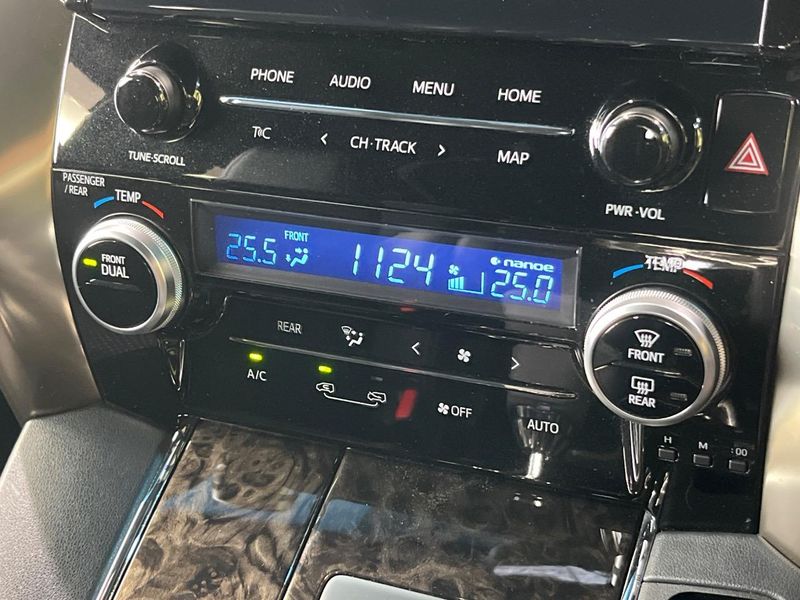2021 Toyota Alphard 3BA-AGH30W (UW-6aa21e1e7e3e9)[13]