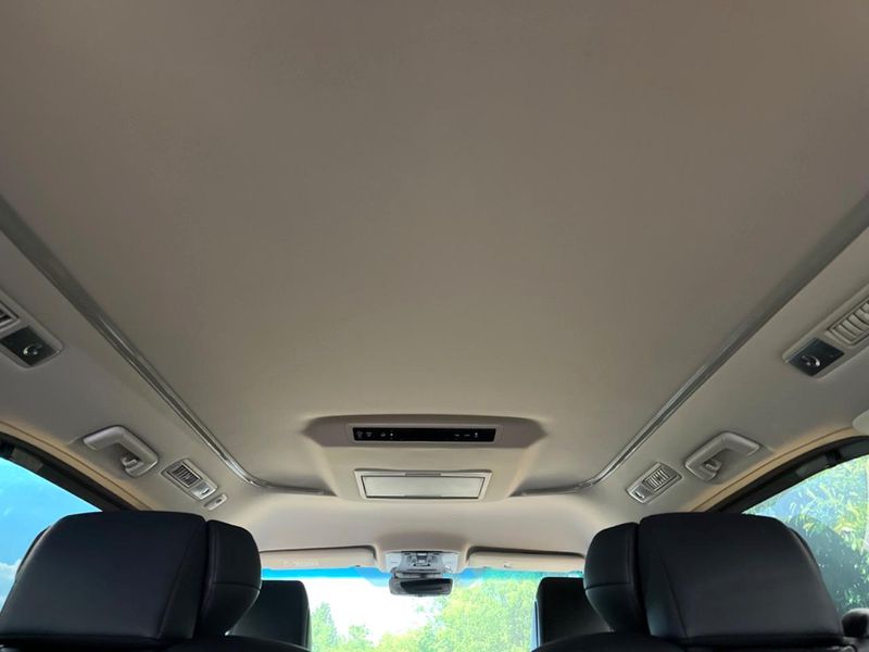 2022 Toyota Alphard 3BA-AGH30W (UW-6aa21e2334c2e)[28]