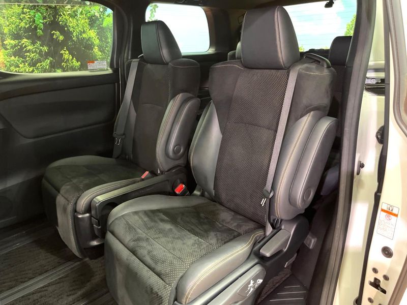 2020 Toyota Alphard 3BA-AGH30W (UW-6aa21e27ade60)[11]