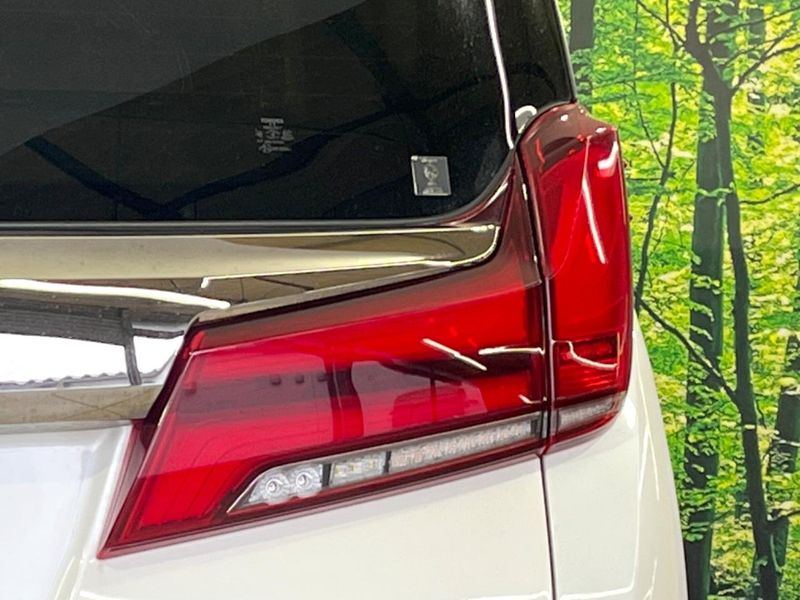 2022 Toyota Alphard 3BA-AGH35W (UW-6aa21e2c1b665)[15]