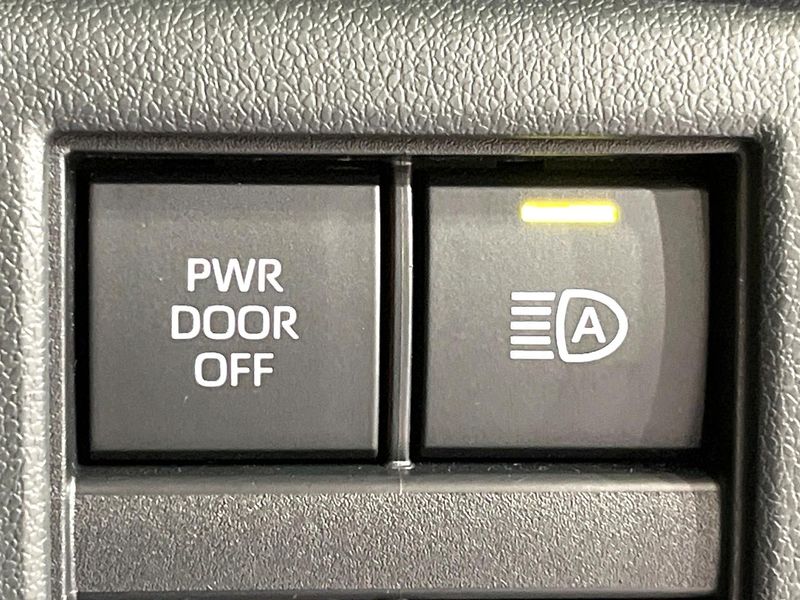 2025 Toyota Alphard 3BA-AGH40W (UW-6aa21e3029d76)[16]