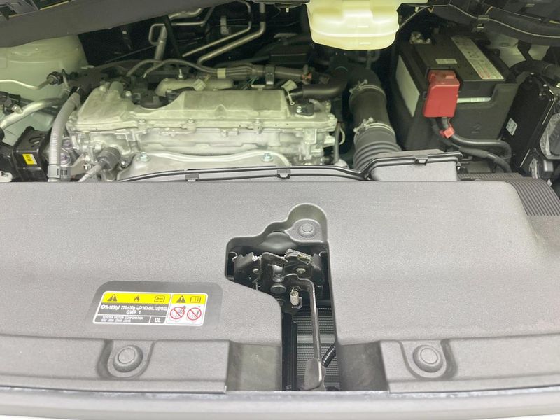 2025 Toyota Alphard 3BA-AGH40W (UW-6aa21e3424144)[4]