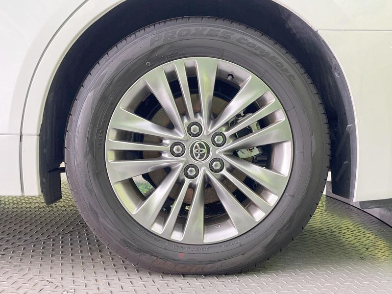 2025 Toyota Alphard 3BA-AGH40W (UW-6aa21e3424144)[14]