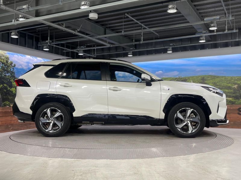 2022 Toyota RAV4 PHV 6LA-AXAP54 (UW-6aa21e4bc3304)[29]