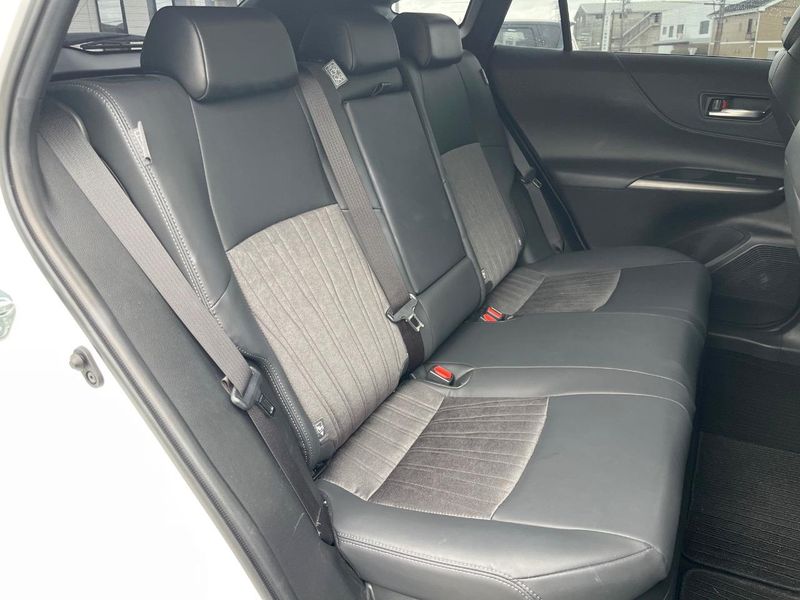 2023 Toyota Harrier Hybrid 6AA-AXUH80 (UW-6aa21e52a55fb)[16]