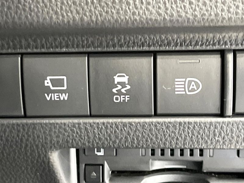 2021 Toyota Harrier Hybrid 6AA-AXUH85 (UW-6aa21e58817fc)[25]