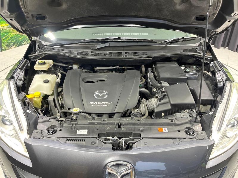 2017 Mazda Premacy DBA-CWFFW (UW-6aa21eb4cb94d)[10]
