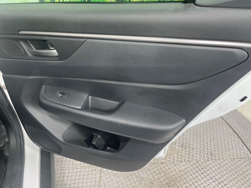 2024 Honda WR-V 5BA-DG5 (UW-6aa21ebabb099)[27]