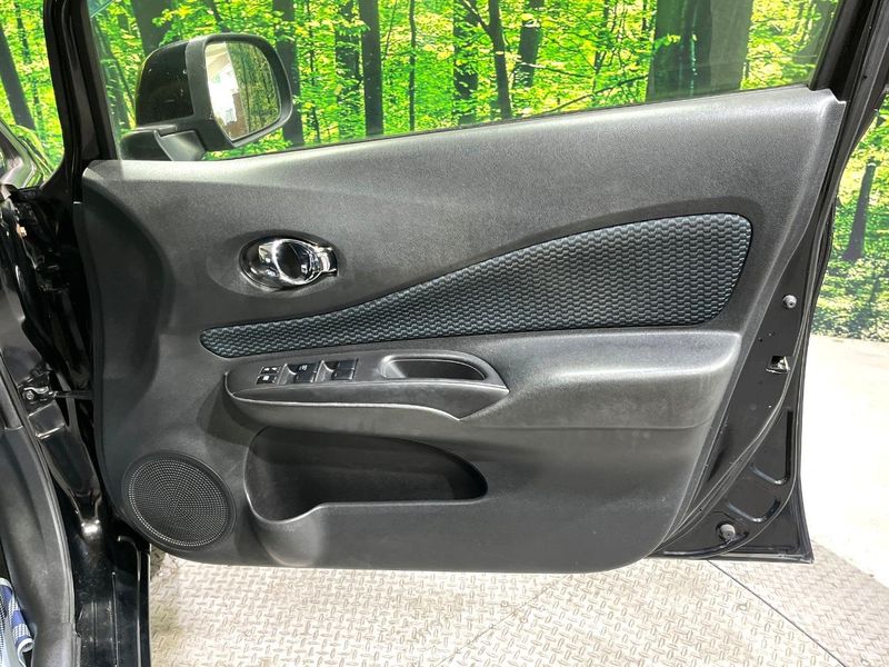 2014 Nissan Note DBA-E12 (UW-6aa21ecbc7e54)[21]