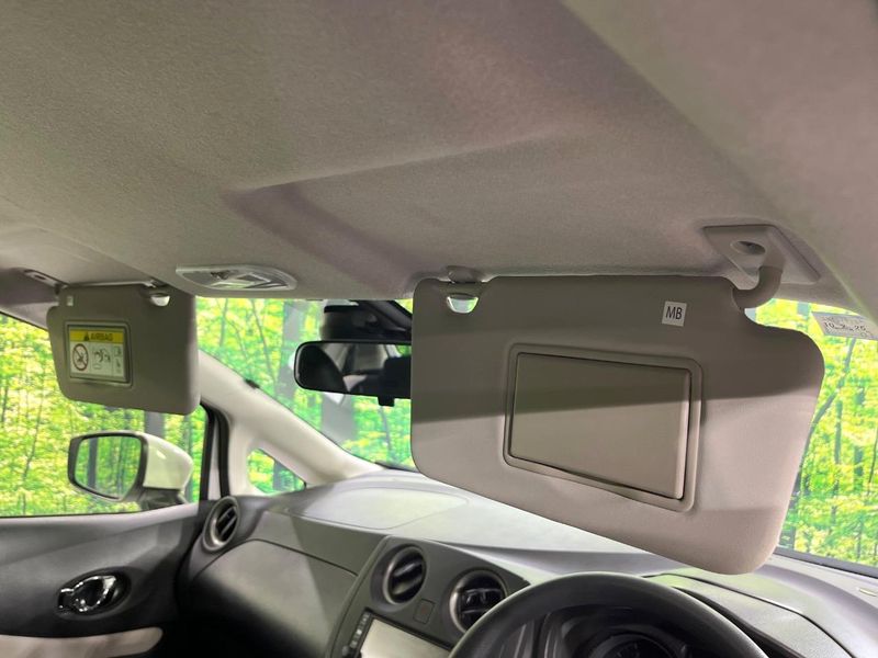 2017 Nissan Note DBA-E12 (UW-6aa21ecec512b)[21]