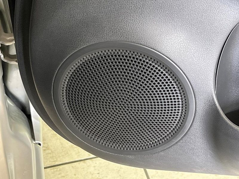 2020 Nissan Note DBA-E12 (UW-6aa21ed146f44)[28]