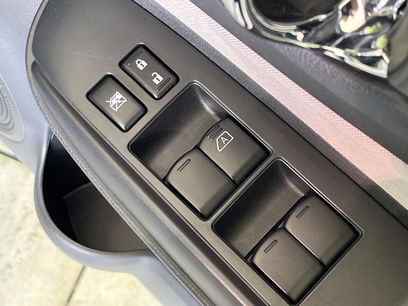 2020 Nissan Note DBA-E12 (UW-6aa21ed146f44)[29]